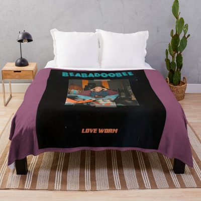 Beabadoobee Active Throw Blanket Official Beabadoobee Merch